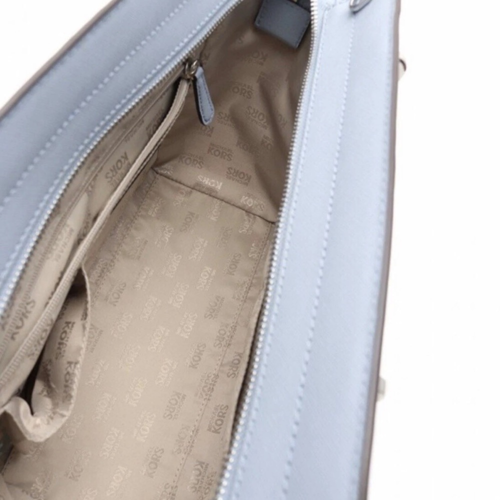 Michael Kors Handbag - Picture 13 of 14